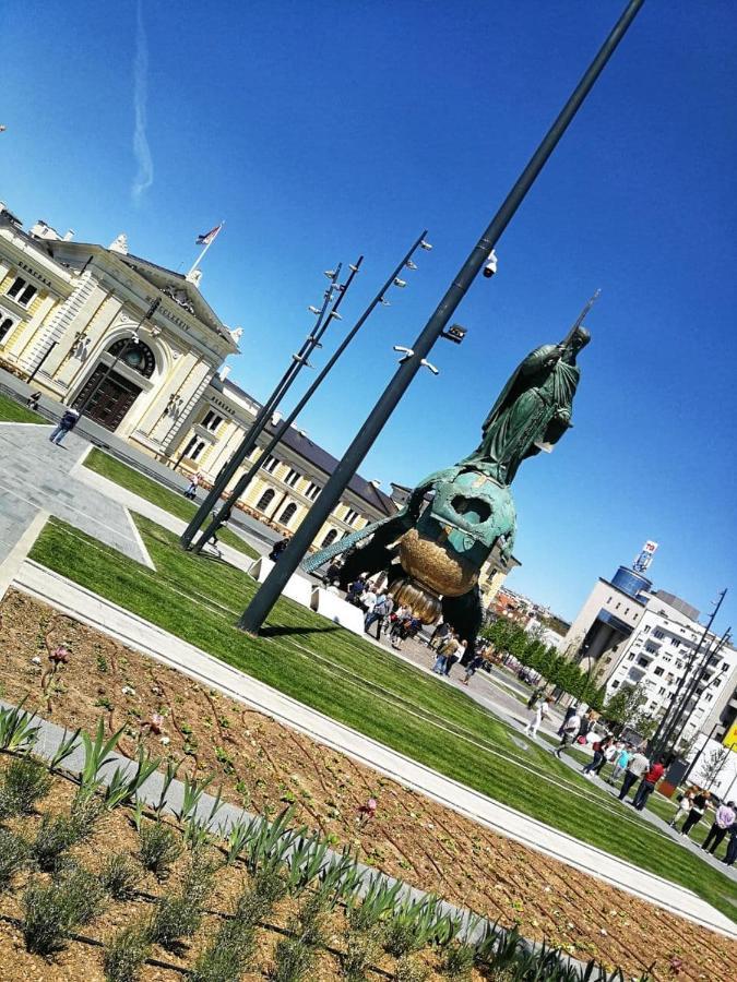 Savski Trg Beograd Bagian luar foto